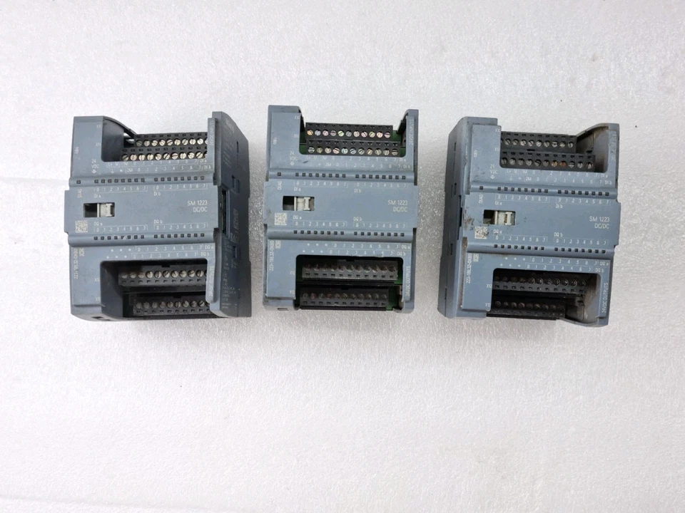 USED SIEMENS 6ES7 223-1BL32-0XB0 SIMATIC S7-1200DIGITAL I/O MODULE SM 1223 DC/DC